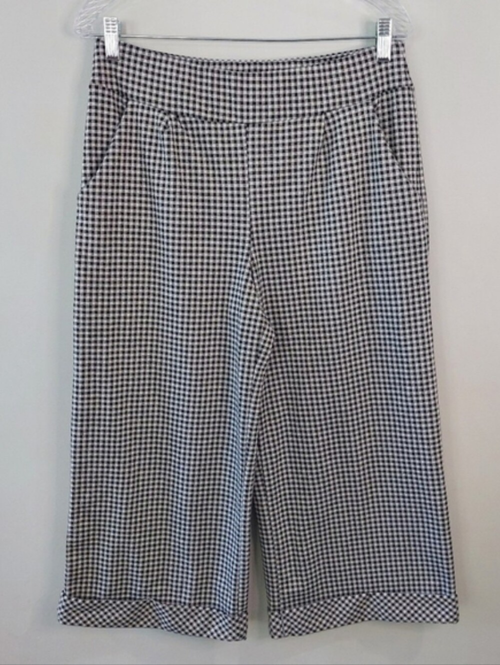 Cato Pants Medium High Rise Cropped Wide Leg Black White Checkered Rolled Cuff